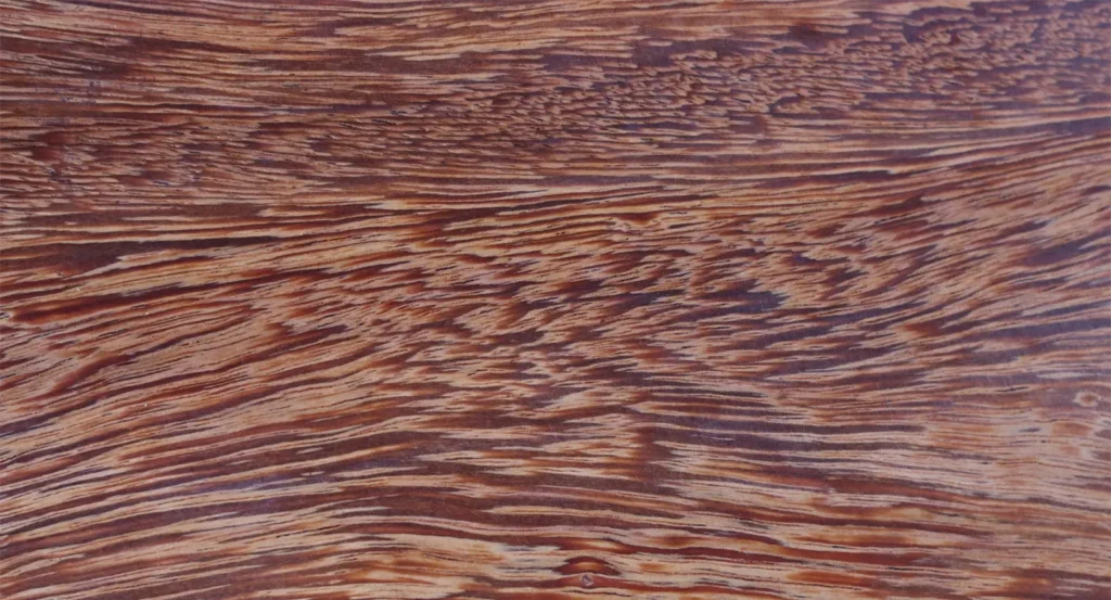 madera de sucupira veta