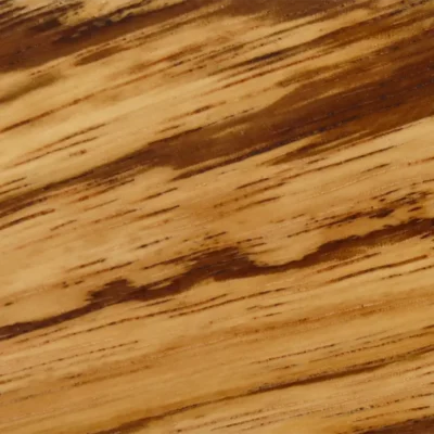 madera de zebrano a veta