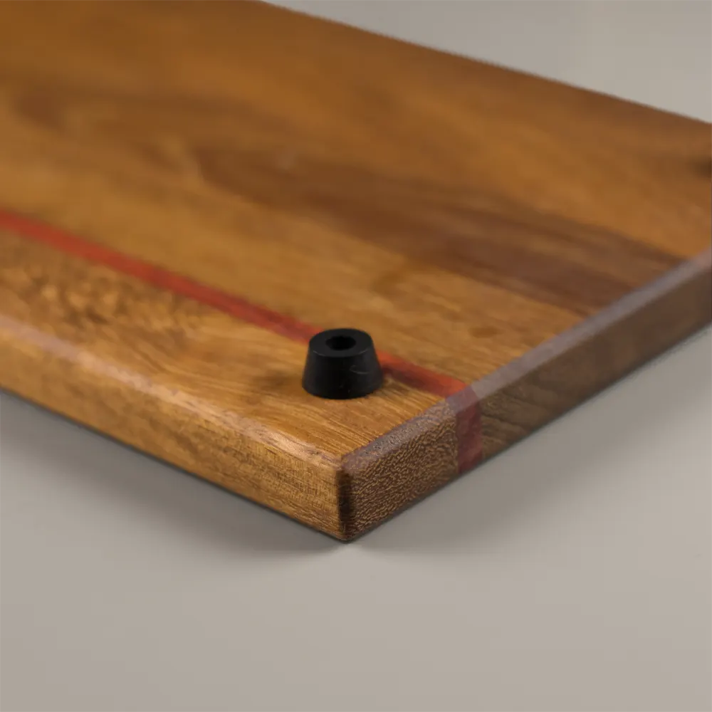 Detalle pata antideslizante tabla argilla